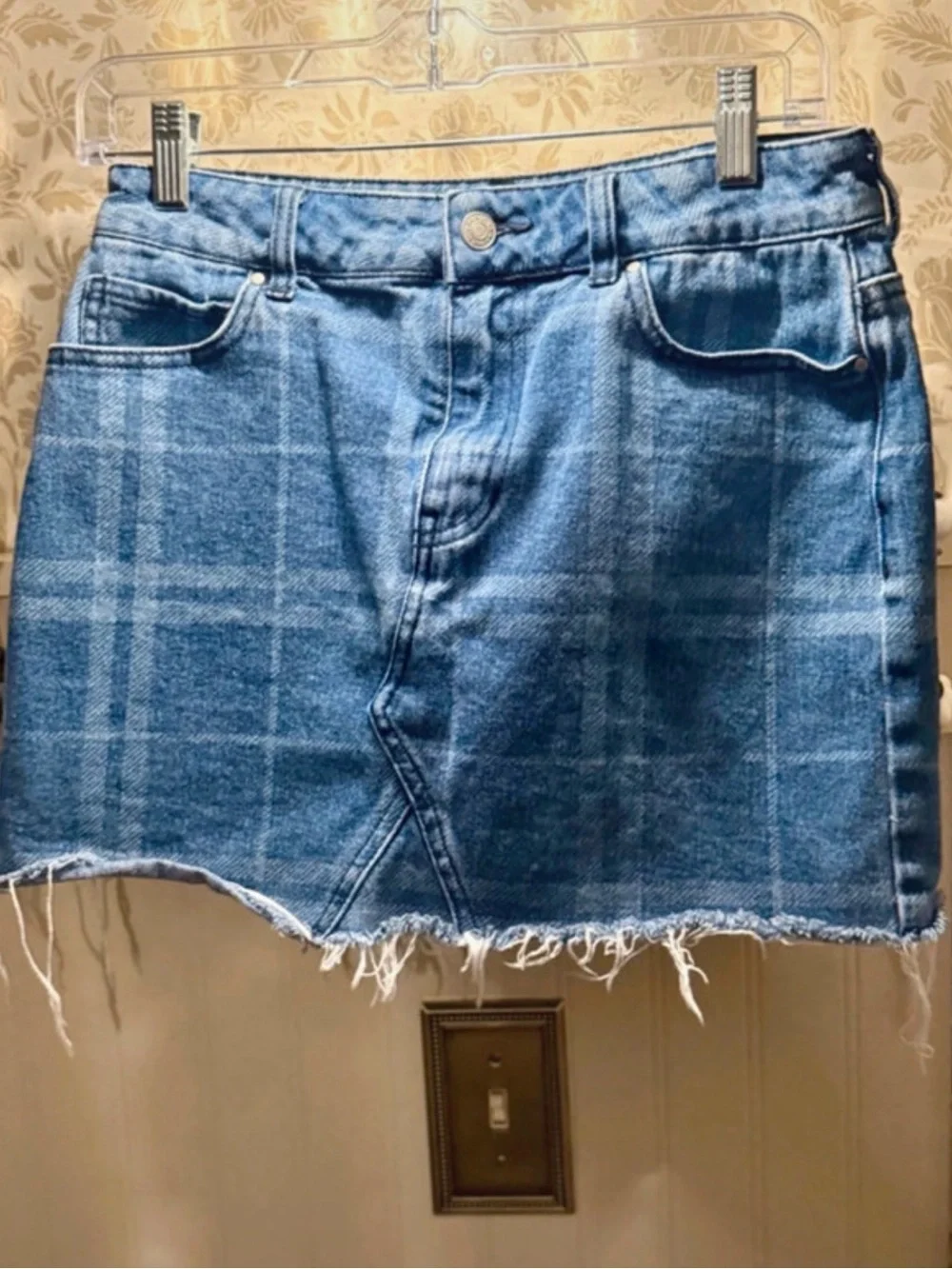 PacSun Blue Plaid Denim Mini Skirt with Frayed Hemline - Picture 2 of 4